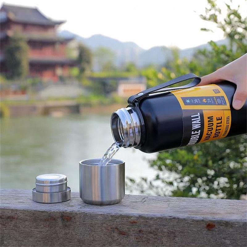Bouteille d'eau de 1500 ml en acier inoxydable, gourde isotherme, grande capacité, tasse thermique pour le sport et le cyclisme, bouteille sous vide isotherme à large ouverture, sans BPA.