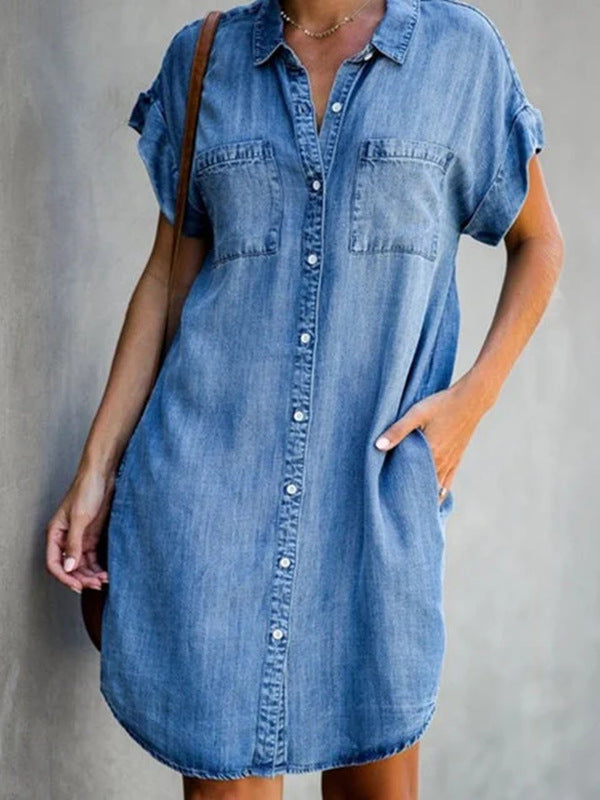 Robe Midi en Jean – Col Carré Manches Courtes Coupe Ajustée Style Urbain