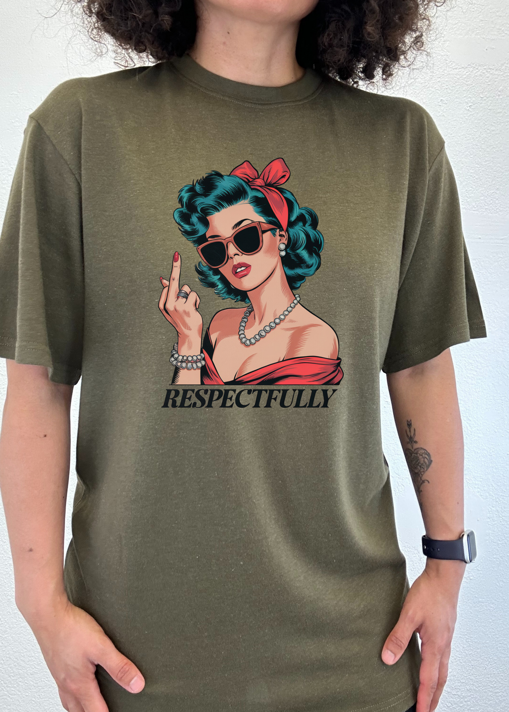 T-shirt unisexe en bambou et coton à motif « Respectfully Middle Finger »