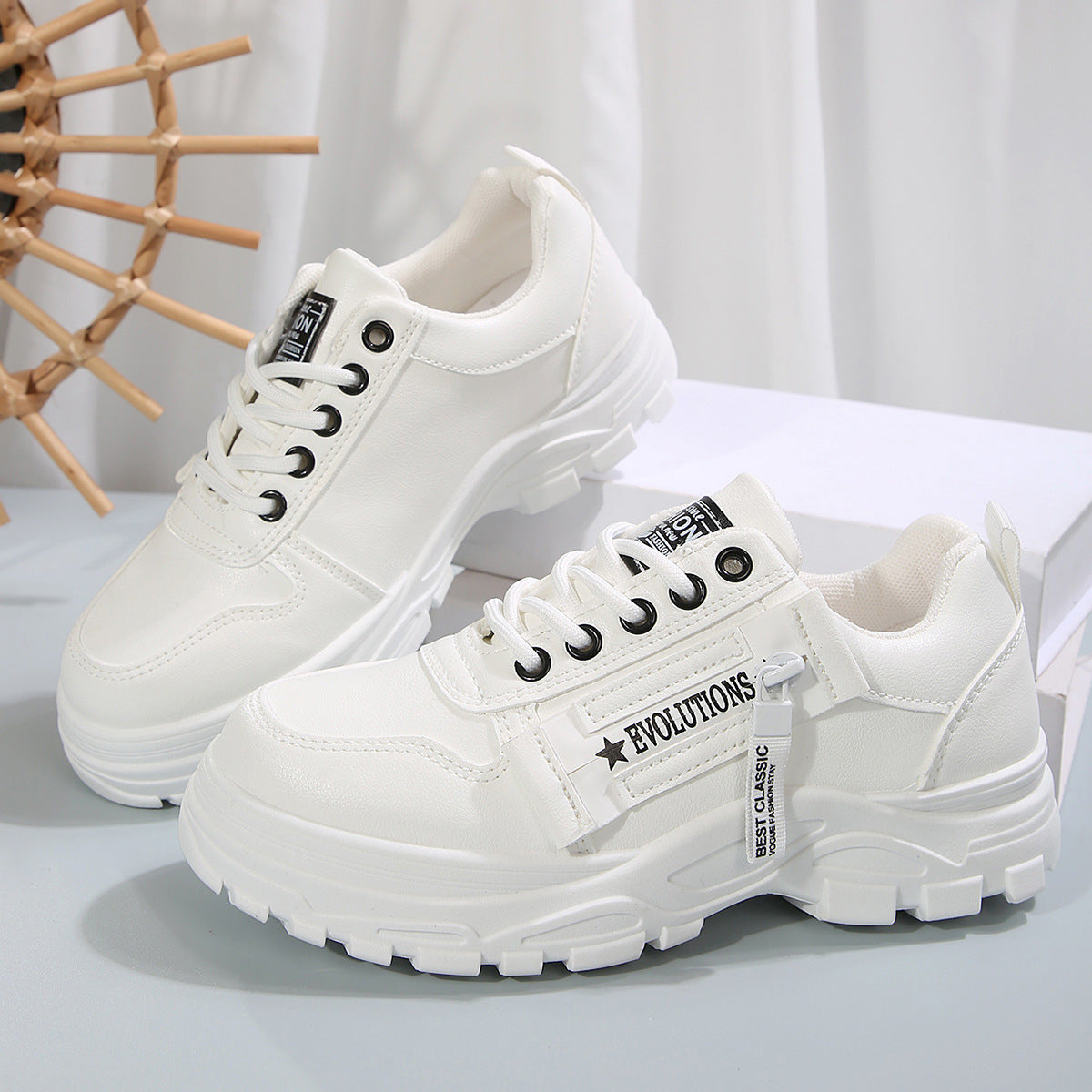 Baskets de sport à lacets et fermeture éclair latérale pour femme