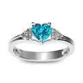 Bague en forme de cœur en or blanc 18 carats plaqué et topaze bleue de laboratoire