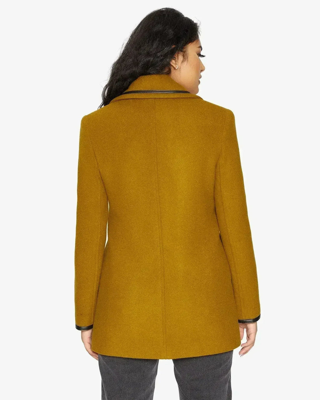 Manteau en laine mélangée avec liseré contrastant (1920)