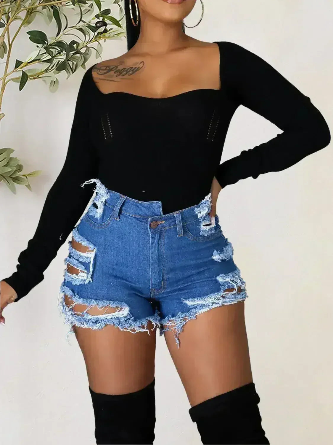 Shorts en jean déchiré avec ourlet brut et poches