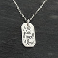 Collier « All You Need Is Love » – Breloque citation en argent sterling sur chaîne de 40 cm