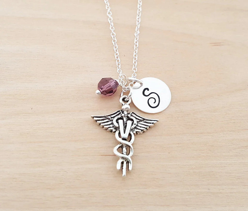 Collier personnalisé en argent sterling « Vétérinaire »