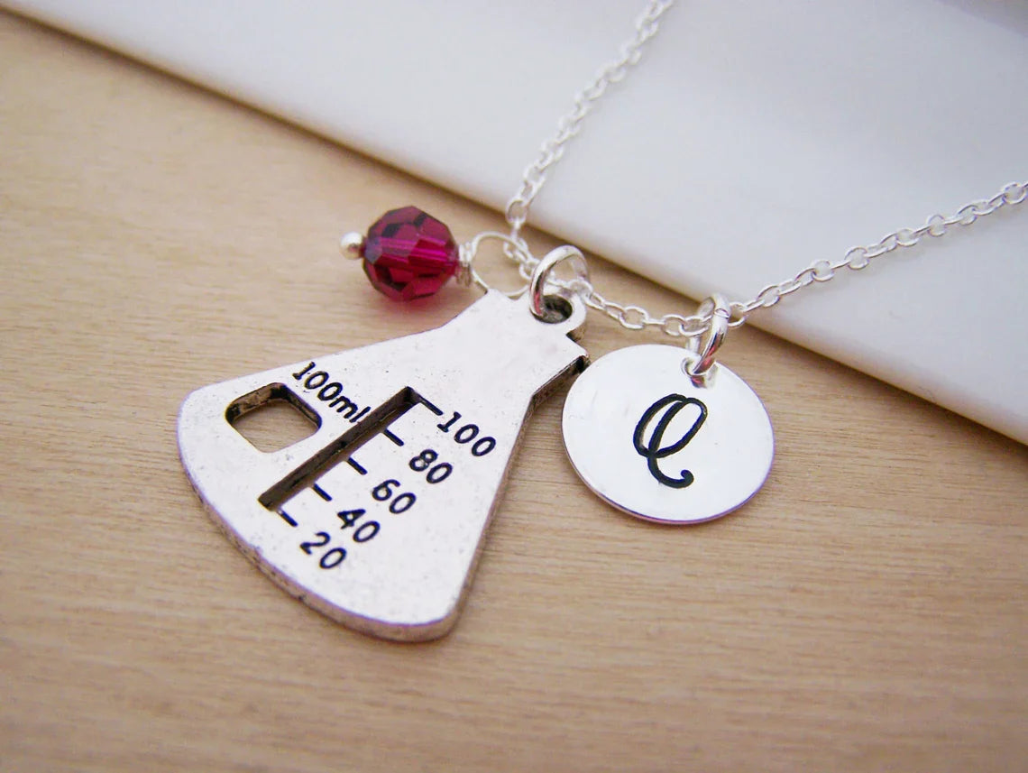 Collier Béchamel de chimie – Argent sterling avec pierre de naissance et breloque initiale