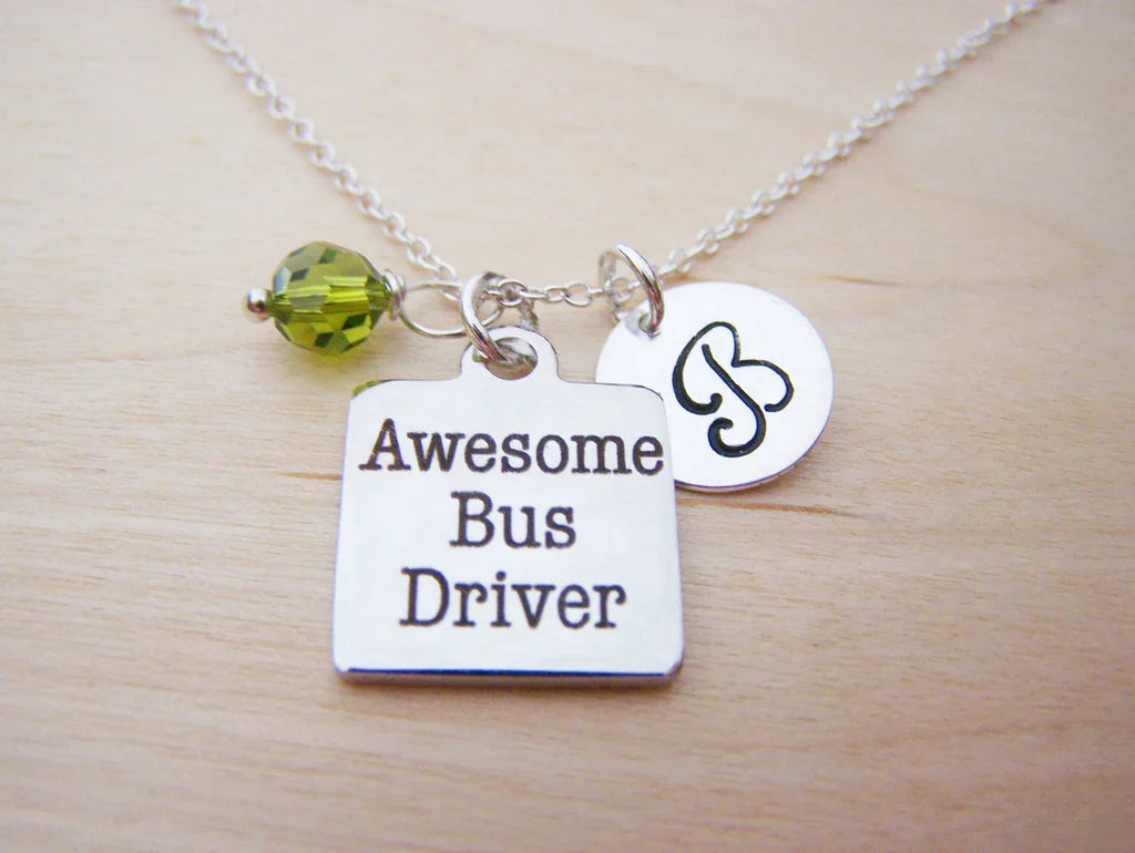 Collier de chauffeur de bus personnalisé – Chaîne en argent sterling avec pierre de naissance et initiale