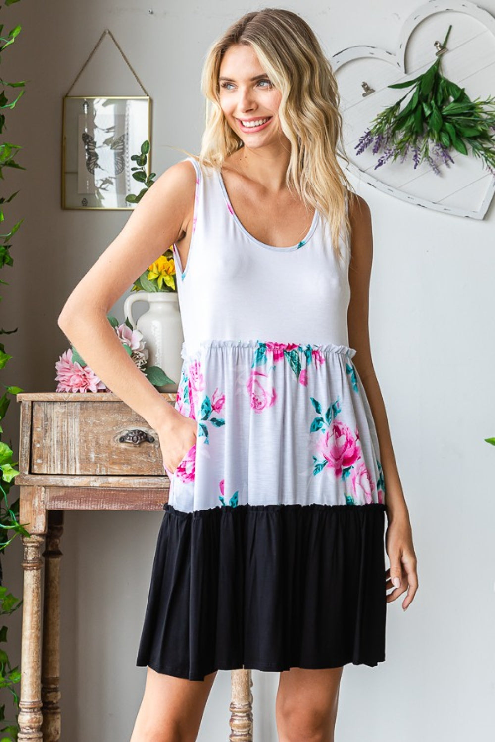 Robe longue à encolure dégagée et volants étagés pour femmes – Robe étagée ludique, robe à volants chic, robe à encolure dégagée féminine, robe étagée flatteuse, robe à volants élégante, robe à encolure dégagée confortable, robe étagée polyvalente