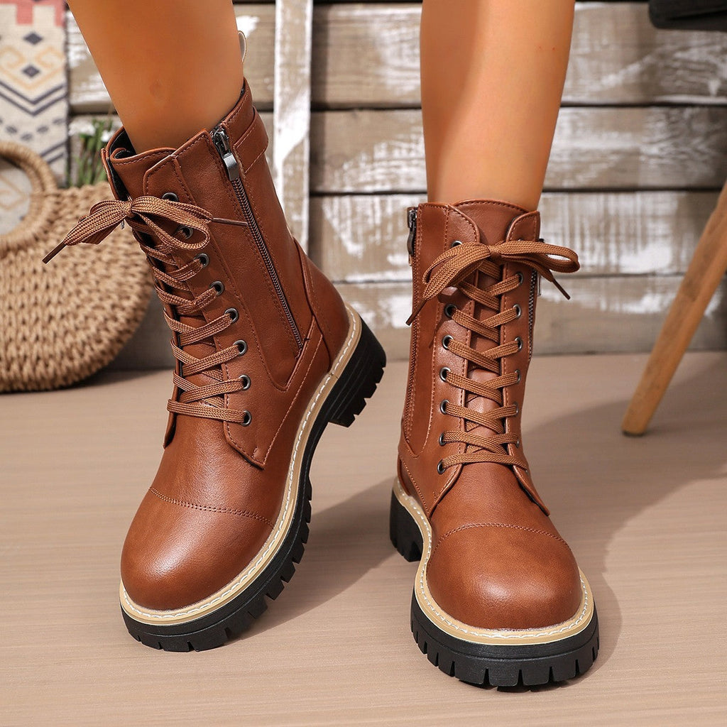 Bottes mi-hautes unies à petit talon pour femme — Bottes mi-hautes élégantes pour tous les jours