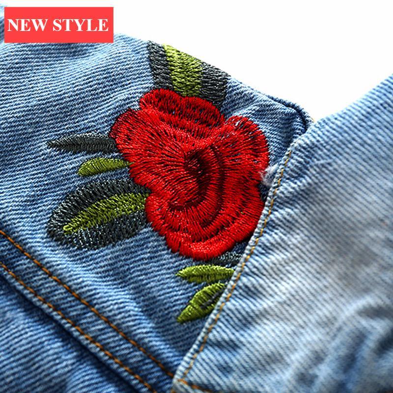 Manteau en Jean Moderne de Luxe pour Petites Filles Blouson Brodé Effiloché avec Roses