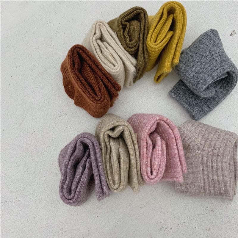 1 paire de chaussettes hautes pour femme en coton pur pour l'automne et l'hiver, de couleur unie, chaudes, chaussettes mi-mollet épaisses en cachemire pour homme et femme