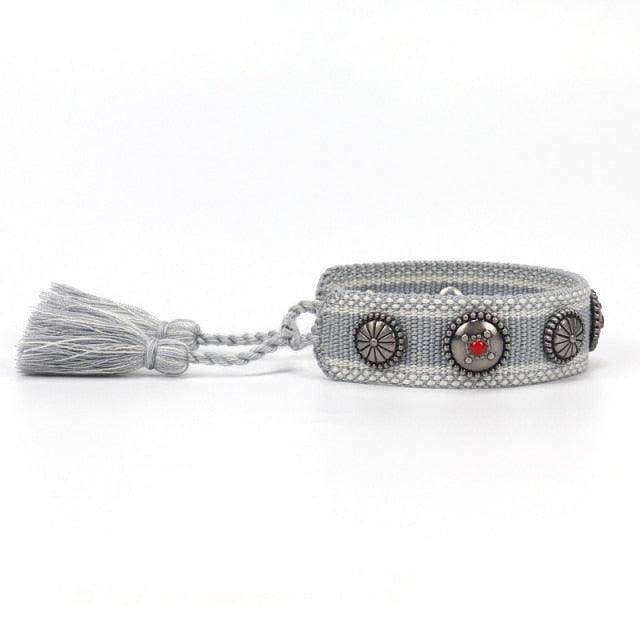 1PC Bracelet Tressé Magnifique Pour Hommes Femmes Réglable Bracelets D'Amitié Tressés Faits à la Main Bracelets Enveloppants Ethniques en Coton Bracelets Tricotés Motif Pour Femmes Filles Hommes