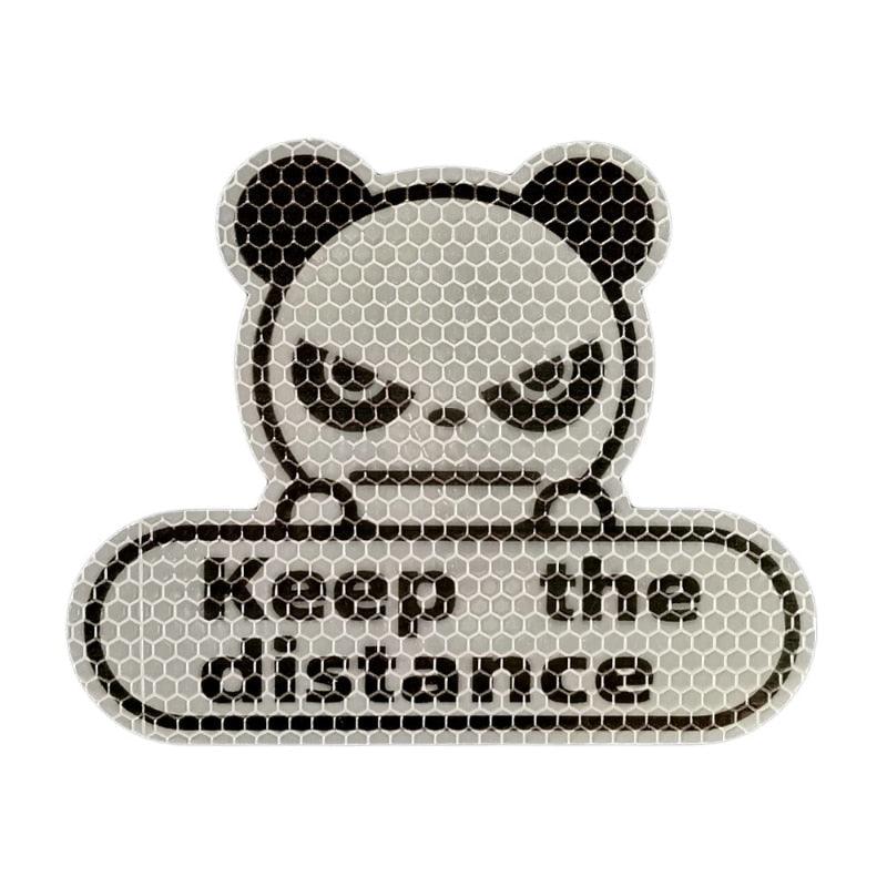 1 autocollant réfléchissant "Keep Distance", motif panda, jaune-vert fluorescent, motif nid d'abeille hexagonal, autocollant "Keep Distance" de dessin animé pour voiture, bande réfléchissante, autocollant de sécurité et d'avertissement.