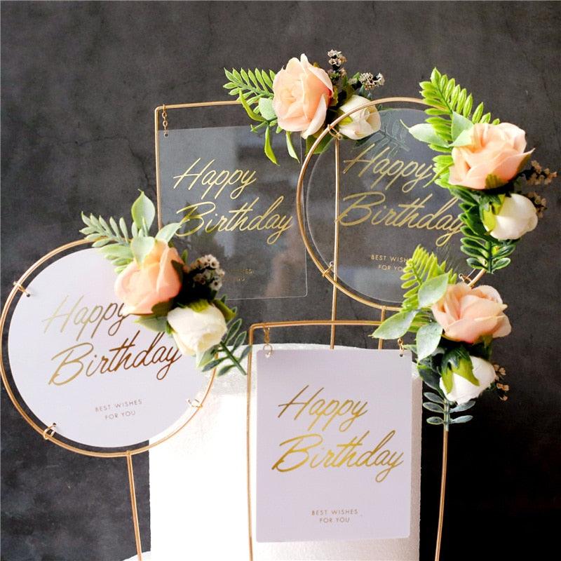 1pcs Décoration de gâteau d'anniversaire en métal Joyeux Anniversaire, Décoration de gâteau en métal et acrylique avec grappe de fleurs artificielles roses pour décoration de fête prénatale, d'anniversaire et de pâtisserie.