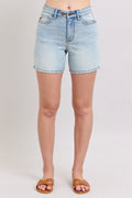 Short en jean à 2 boutons avec poches