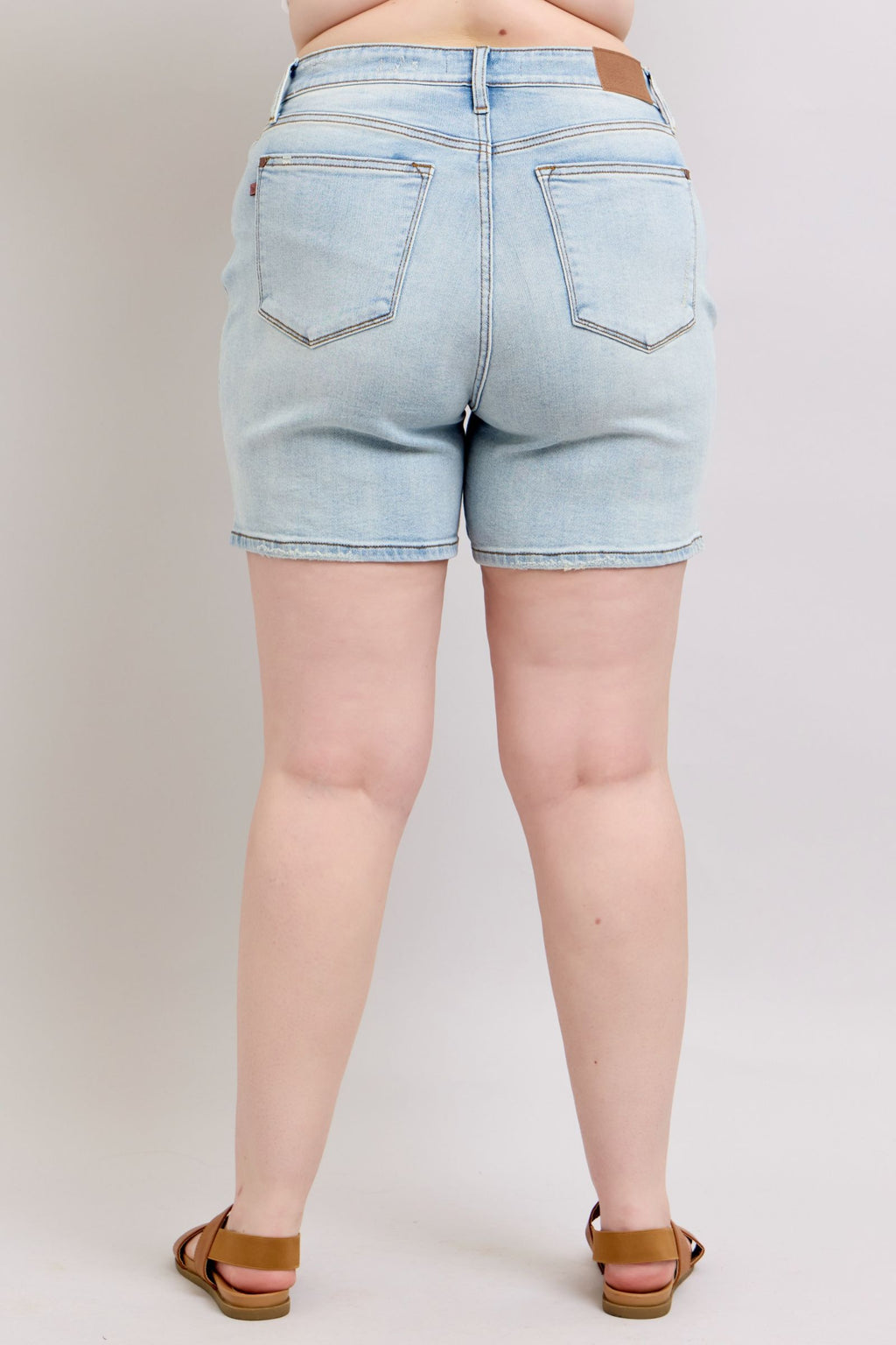 Short en jean à 2 boutons avec poches
