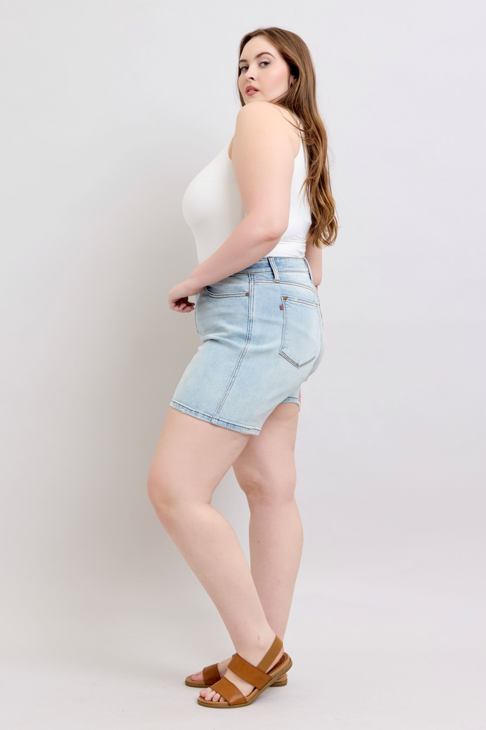 Short en jean à 2 boutons avec poches