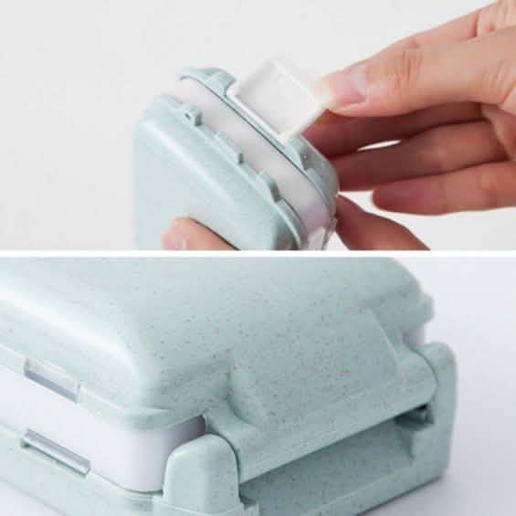 Lot de 2 : pilulier portable en plastique