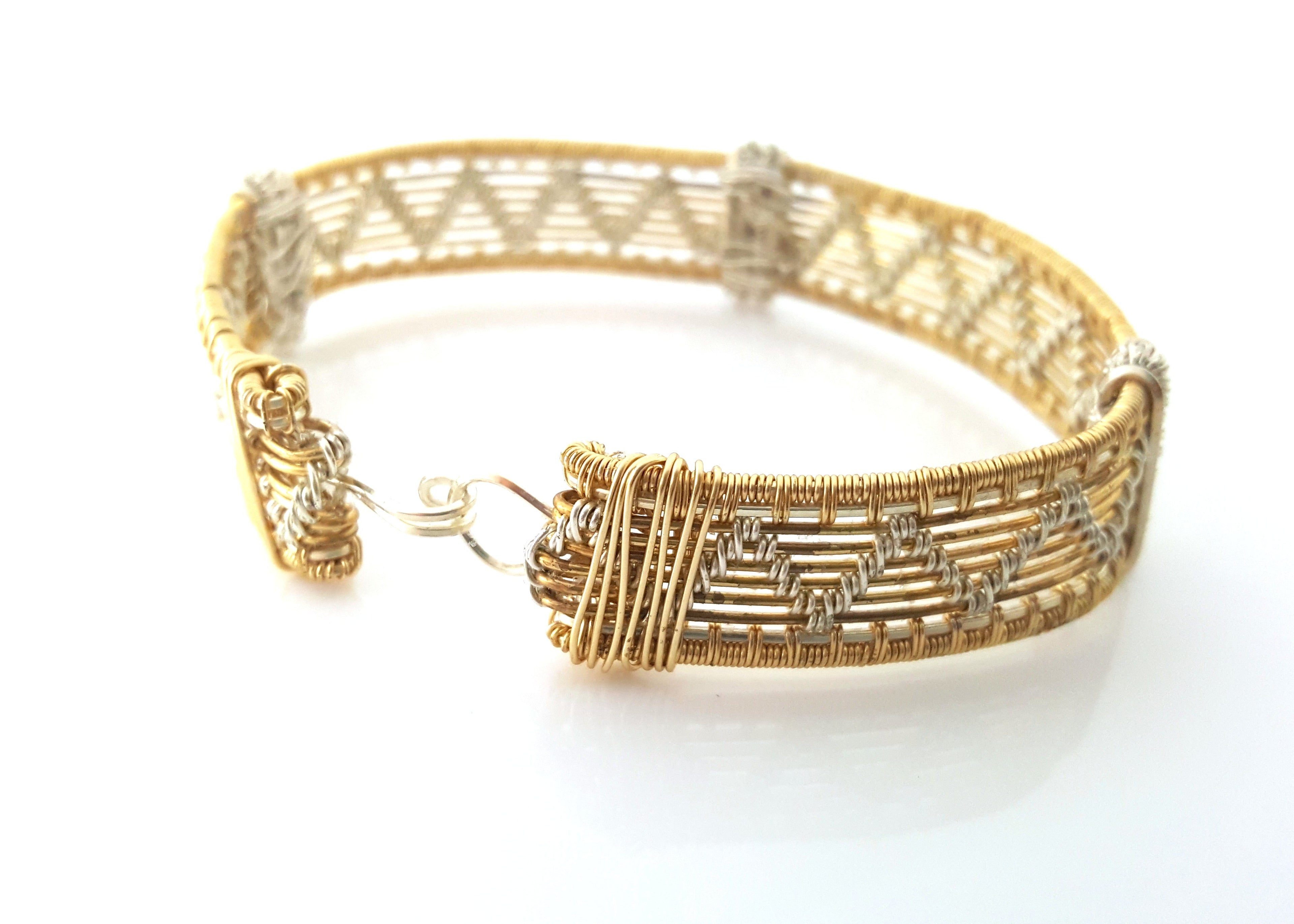 Tel que vu aux Golden Globes – Bracelet Chevron & Tressé en Métaux Mixtes