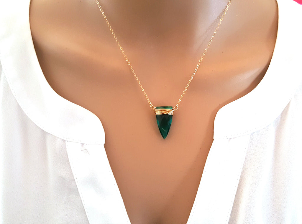 Collier Briolette Filigrane Vert Émeraude