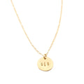 Collier « SIS » Estampillé à la Main | Cadeau Personnalisé pour Sœur | Collier Fin en Or | Bijou d'Amitié | Cadeau Bijou Fait Main