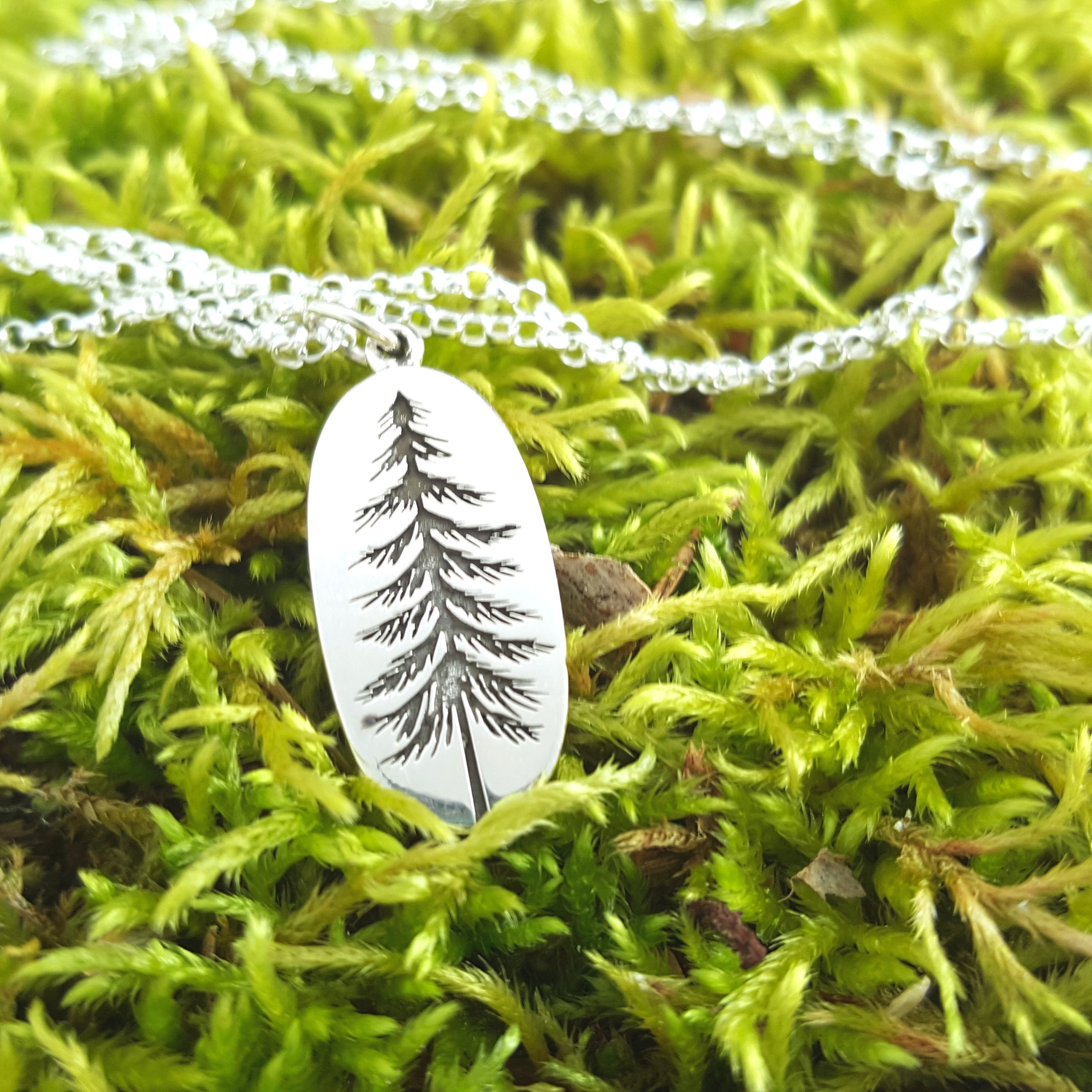 Collier en argent sterling avec pendentif arbre de pin – Breloque nature minimaliste