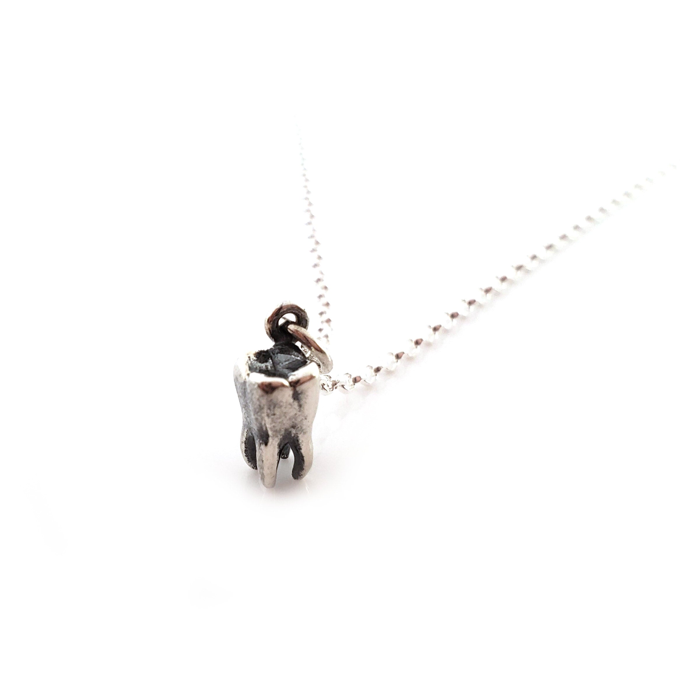 Collier Pendentif Petite Dent Molaire - Collier en Argent Sterling