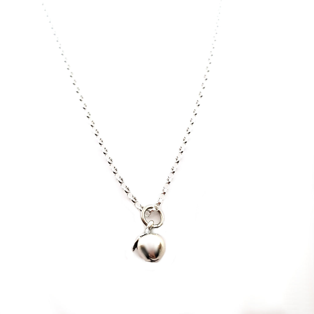 Pendentif minuscule Pomme - Collier en argent sterling