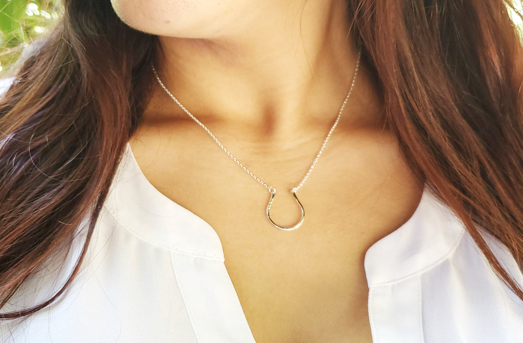 Collier Fer à Cheval – Bijou Porte-Bonheur en Argent Sterling