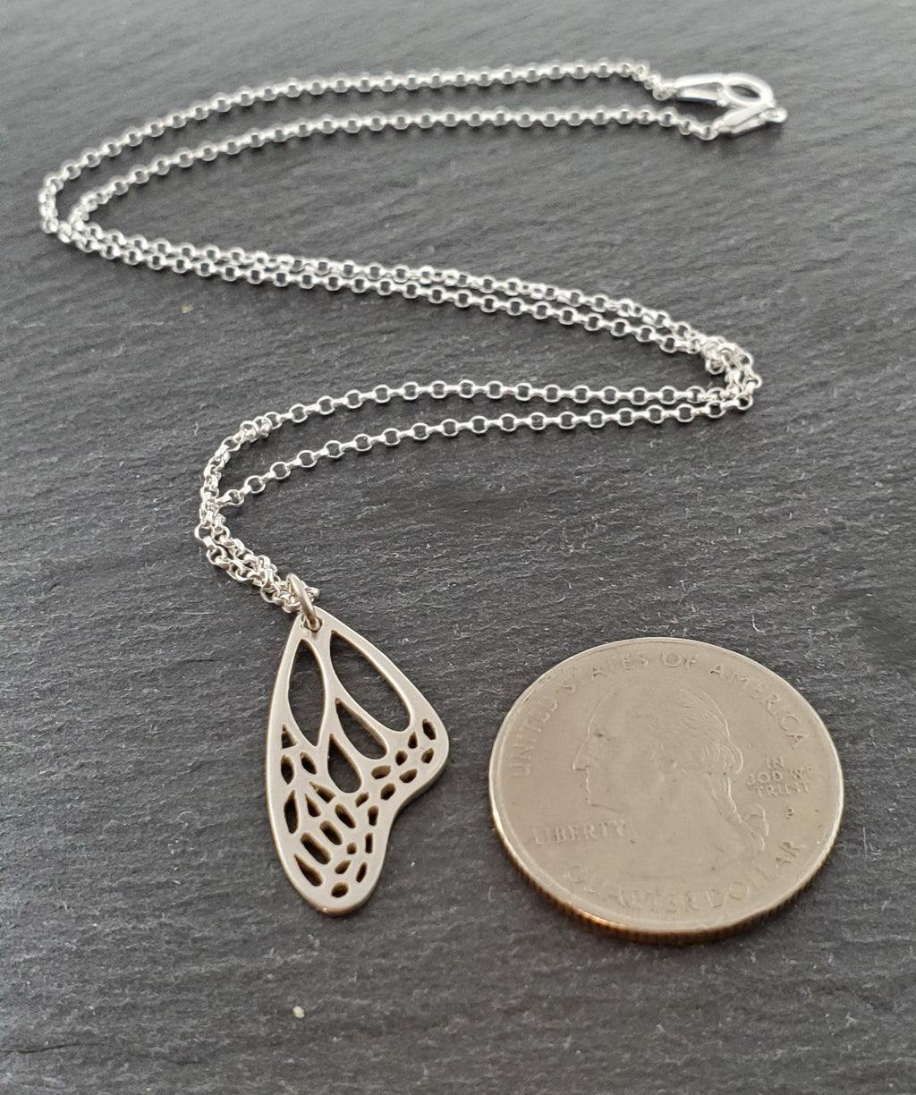 Collier Aile de Papillon en Argent Sterling – Symbole de Transformation et d'Espoir