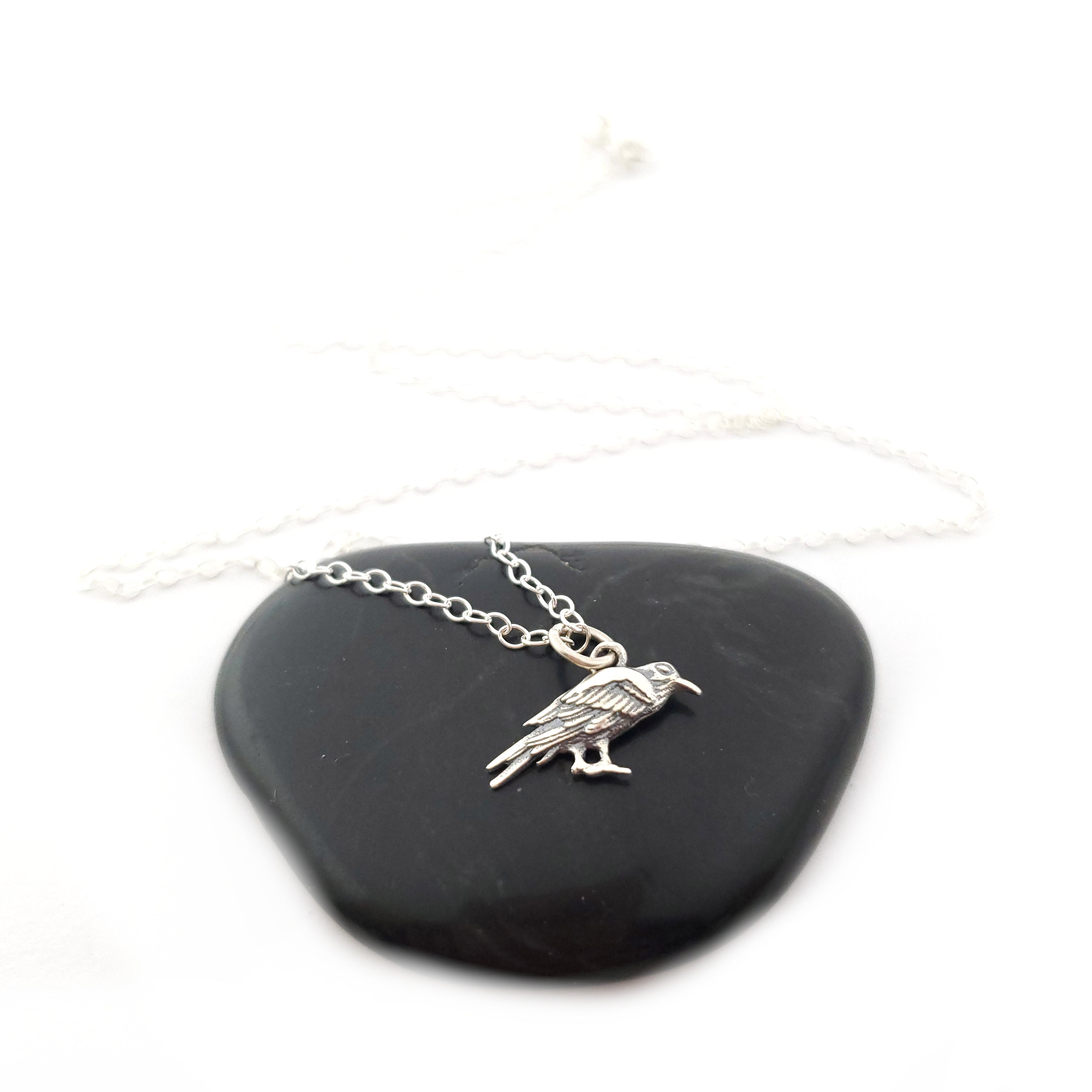 Collier Charme Corbeau Pendentif Oiseau - Bijou Fait Main en Argent Sterling