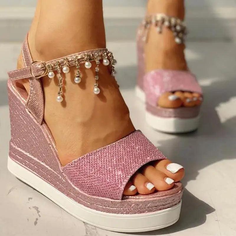 2021 Nouvelles Sandales d'Été pour Femmes Détail Clouté Design Brillant de Luxe Chaussures Décontractées pour Femmes