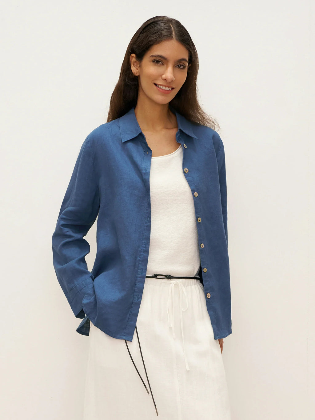 Chemise 100 % lin boutonnée sur le devant avec ourlet allongé JOVAN