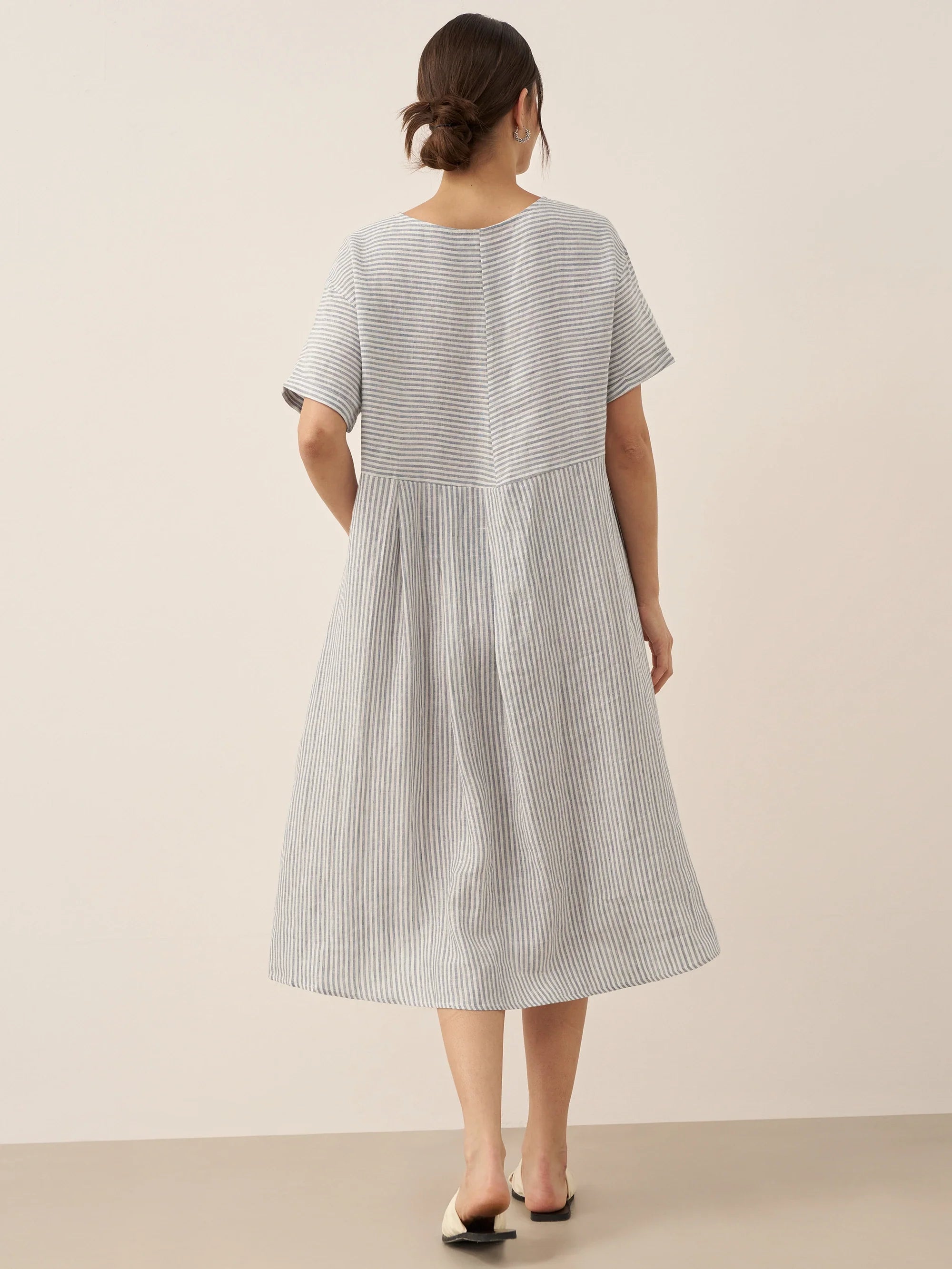 Robe courte à rayures en lin 100% avec panneaux, manches courtes MORGAN