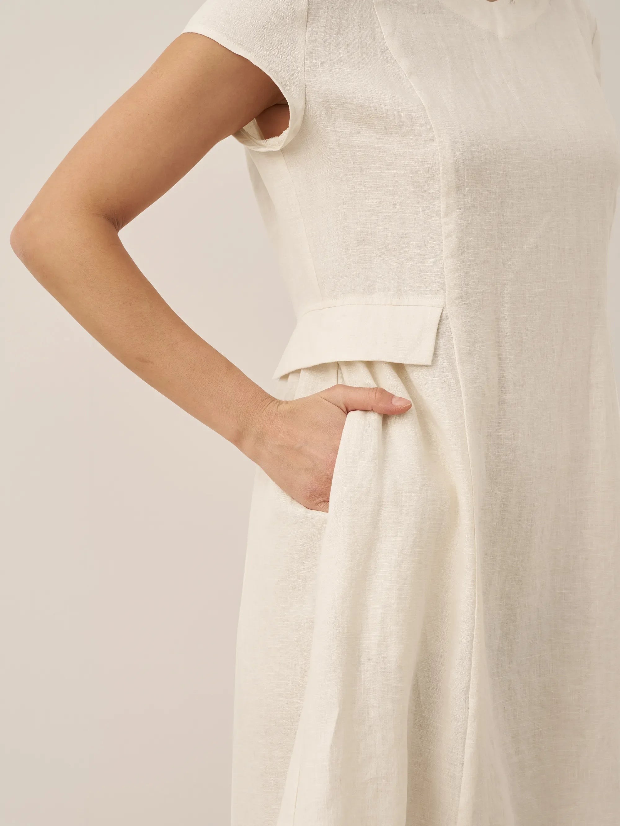 Robe d'été ALEXA 100 % lin naturel col V