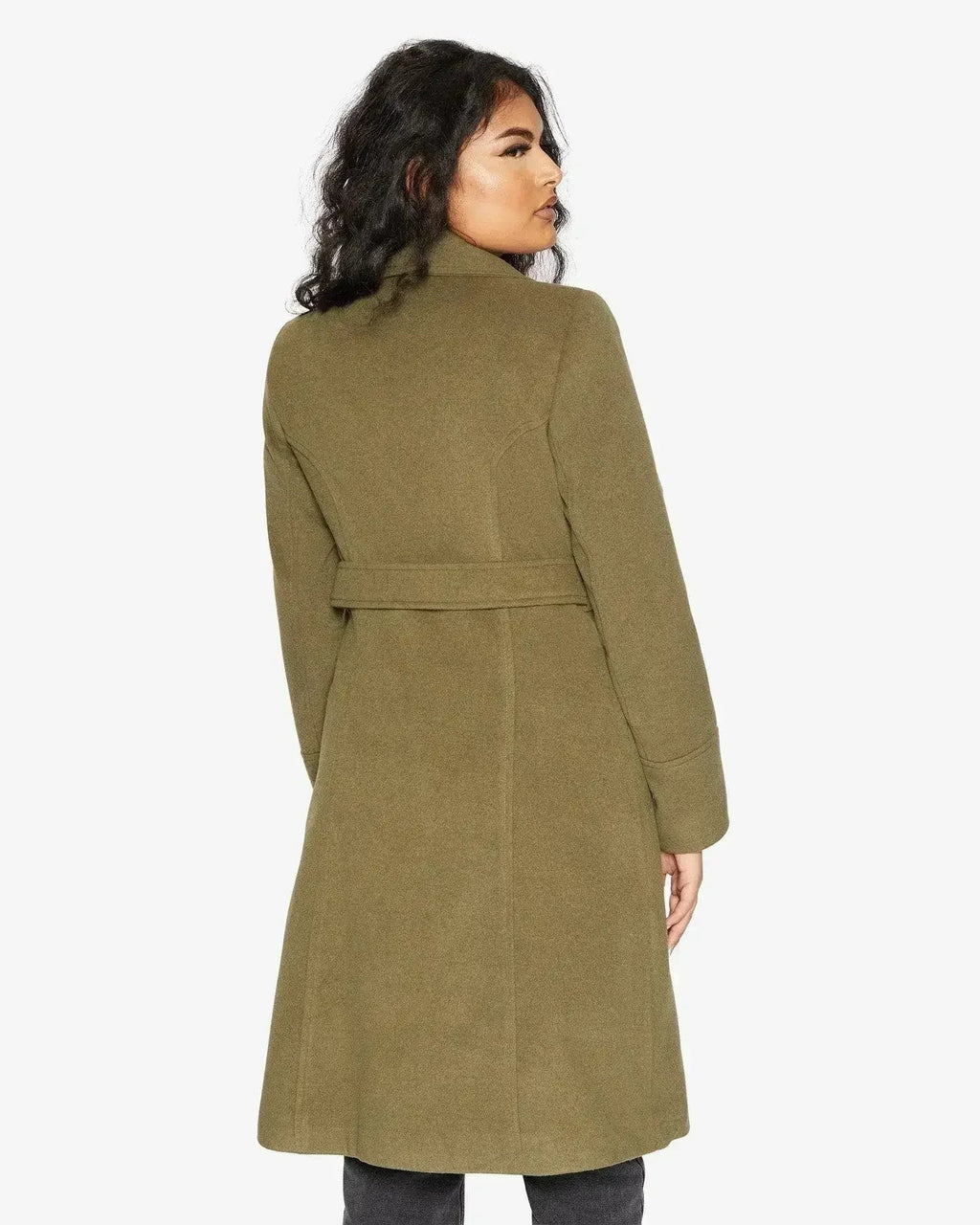 Manteau long à double boutonnage et revers cascade