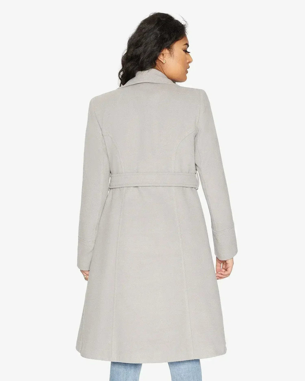 Manteau long à double boutonnage et revers cascade