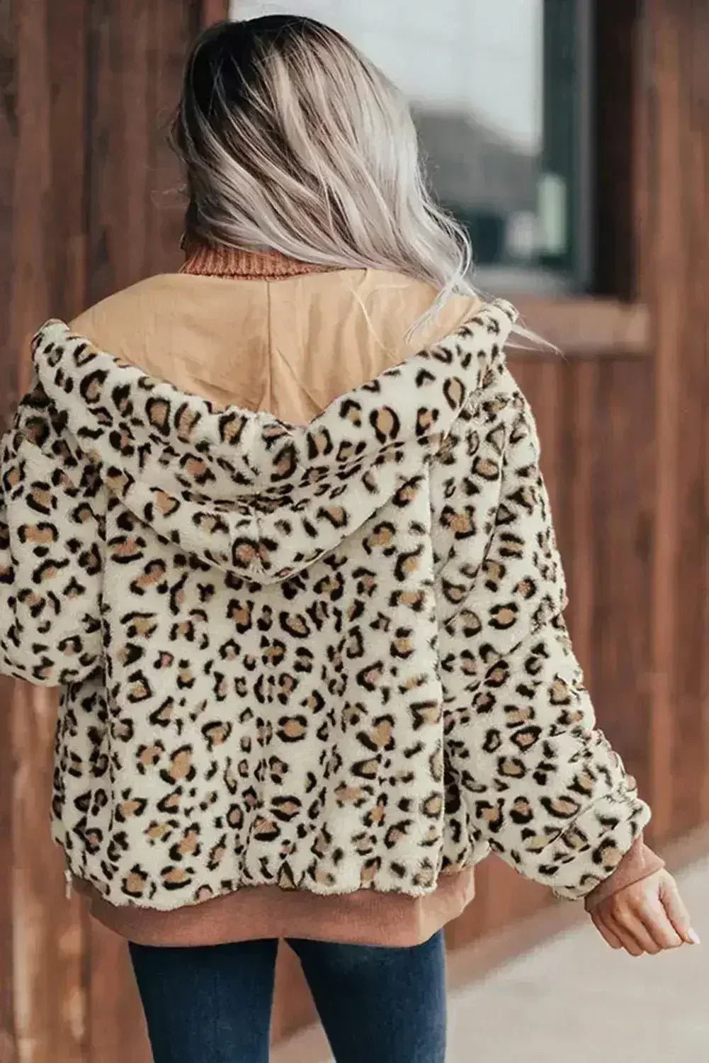 Veste léopard douillette en peluche