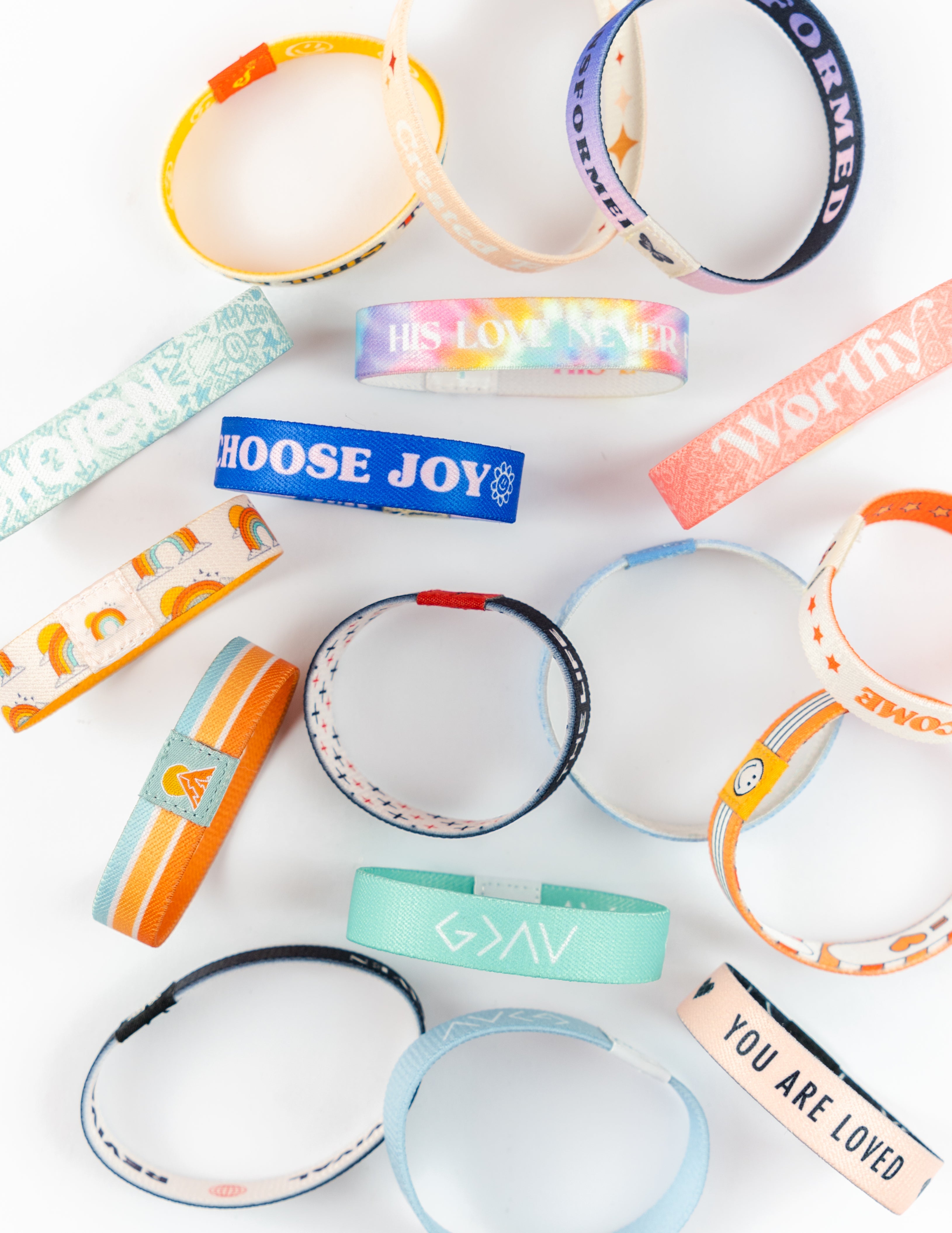 Lot de 10 bracelets mystère