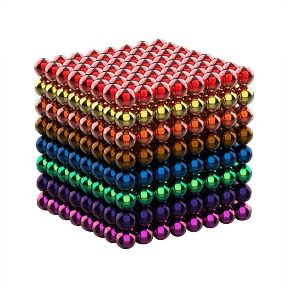 216 pièces : billes magnétiques colorées