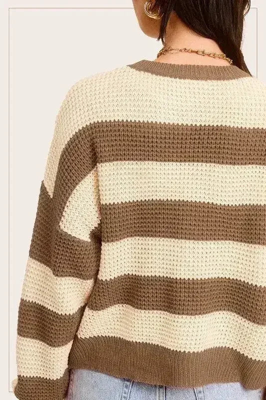 Pull rayé à col rond et coupe ample