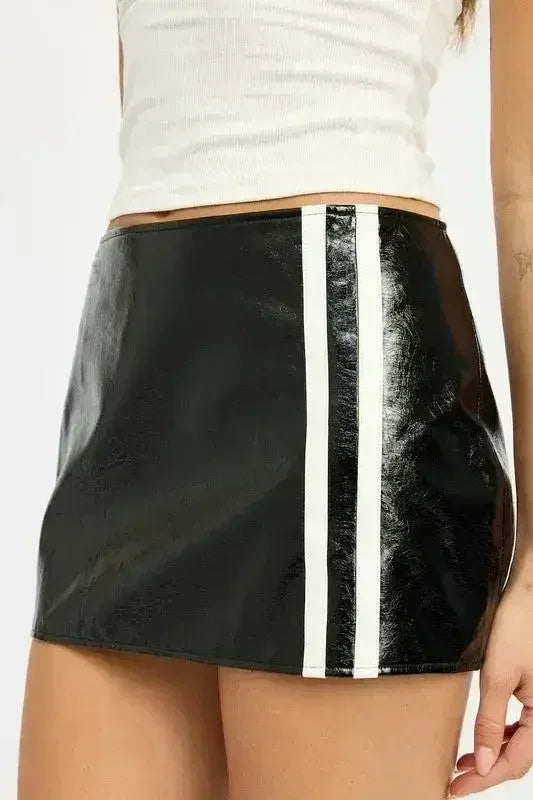 JUPE EN CUIR MINI MOTO