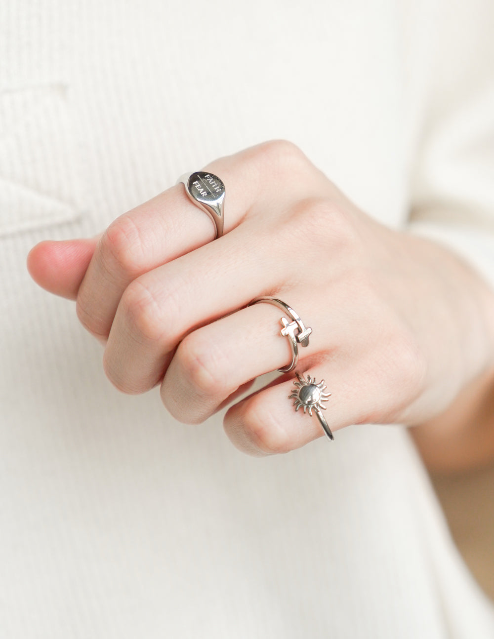 Bague argentée « Faith Over Fear »