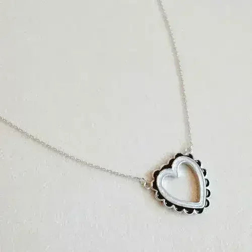 Collier Cœur Bord Festonné - Plaqué Or 18 carats | Femstylo