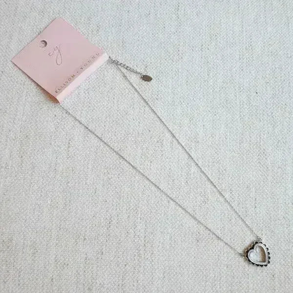 Collier Cœur Bord Festonné - Plaqué Or 18 carats | Femstylo