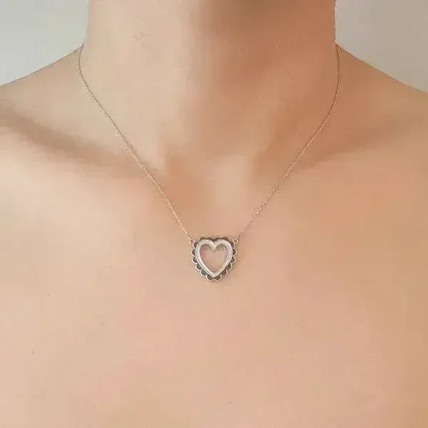 Collier Cœur Bord Festonné - Plaqué Or 18 carats | Femstylo