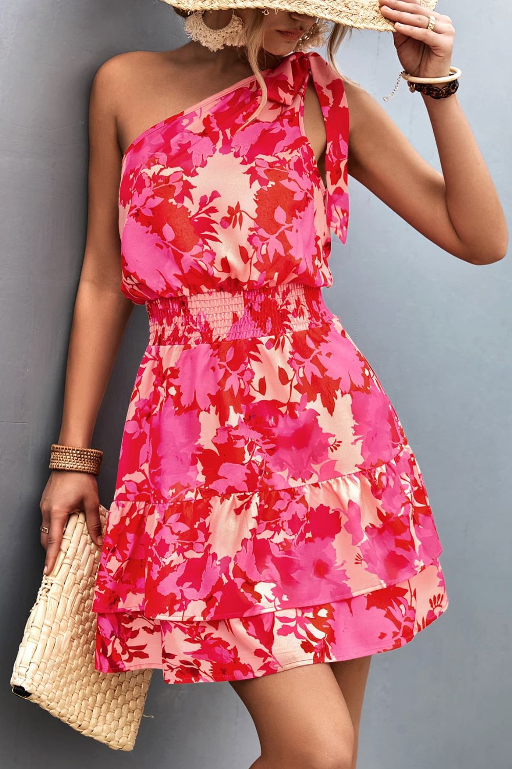 Robe d'été rose à smocks imprimée et à épaule unique – Féminine et flatteuse