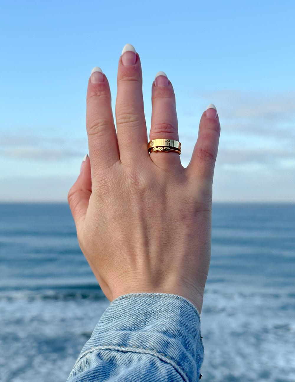 Bague lettre Dieu