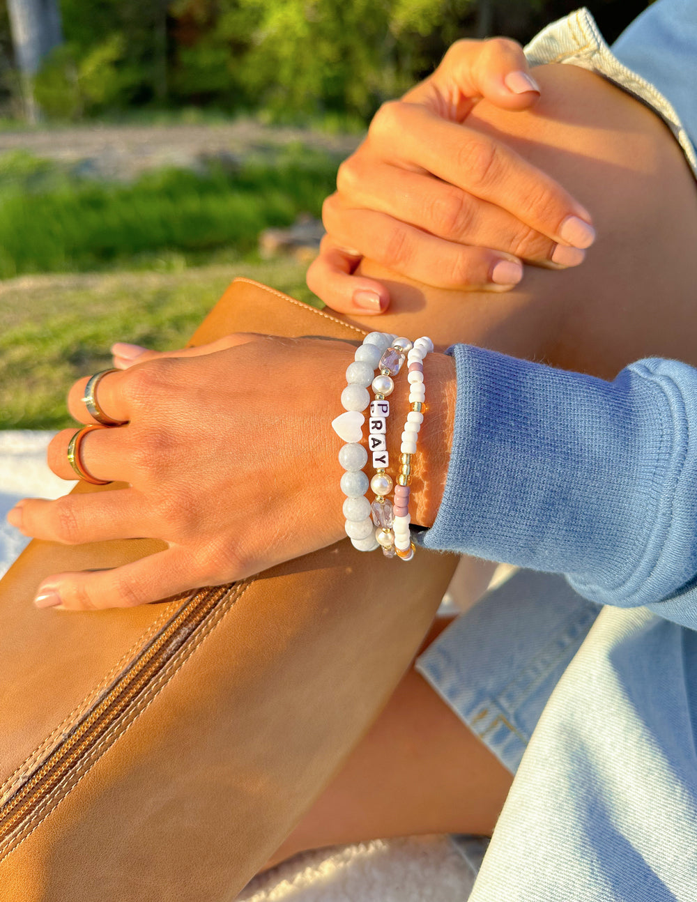 Bracelet Lettre Perle Prière