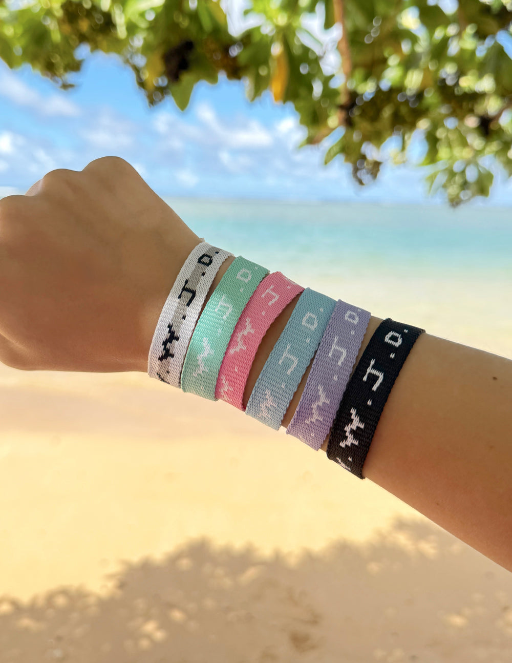 Lot de bracelets WWJD